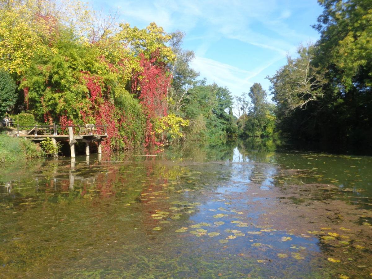 לינה וארוחת בוקר Le Puy Moulin De Monpoisson מראה חיצוני תמונה