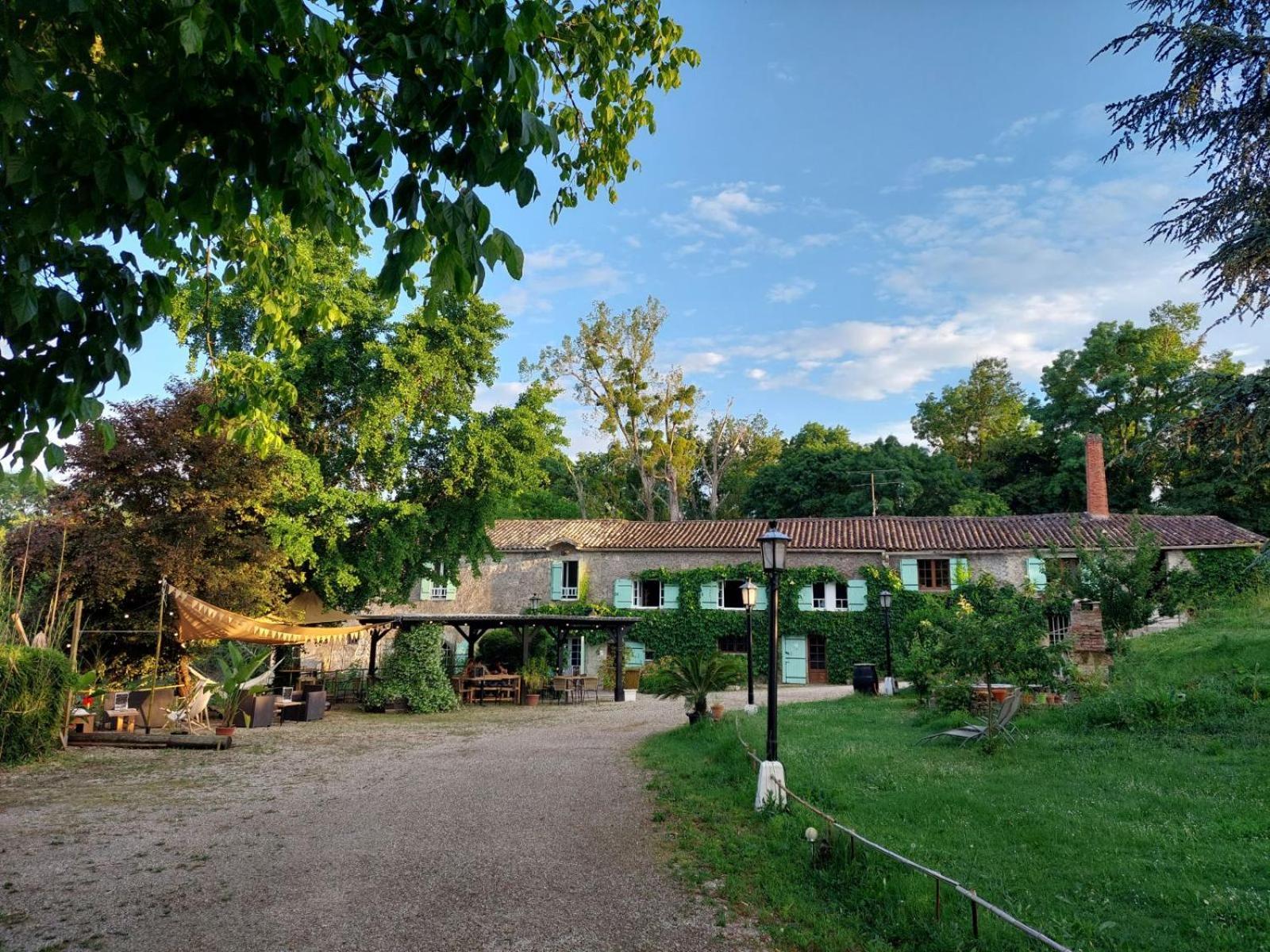 לינה וארוחת בוקר Le Puy Moulin De Monpoisson מראה חיצוני תמונה
